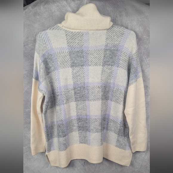 Loft Size Medium NWT Soft Sweater Cream Gray Lavender Loose Turtleneck - Picture 3 of 13